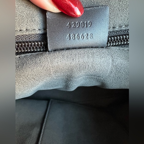 Authentic Gucci Beige GG Supreme Convertible Small Tote - Picture 16 of 16